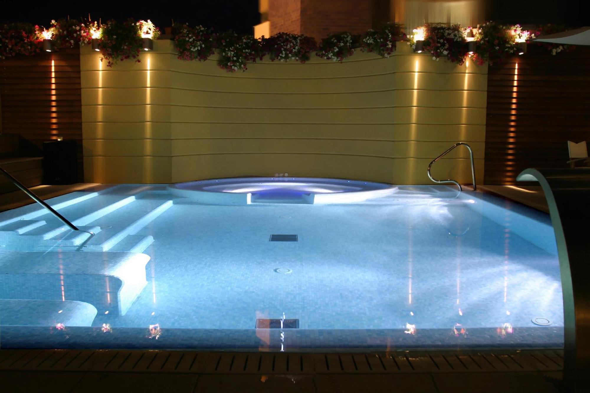 Novecento Suite Hotel Риччоне Экстерьер фото