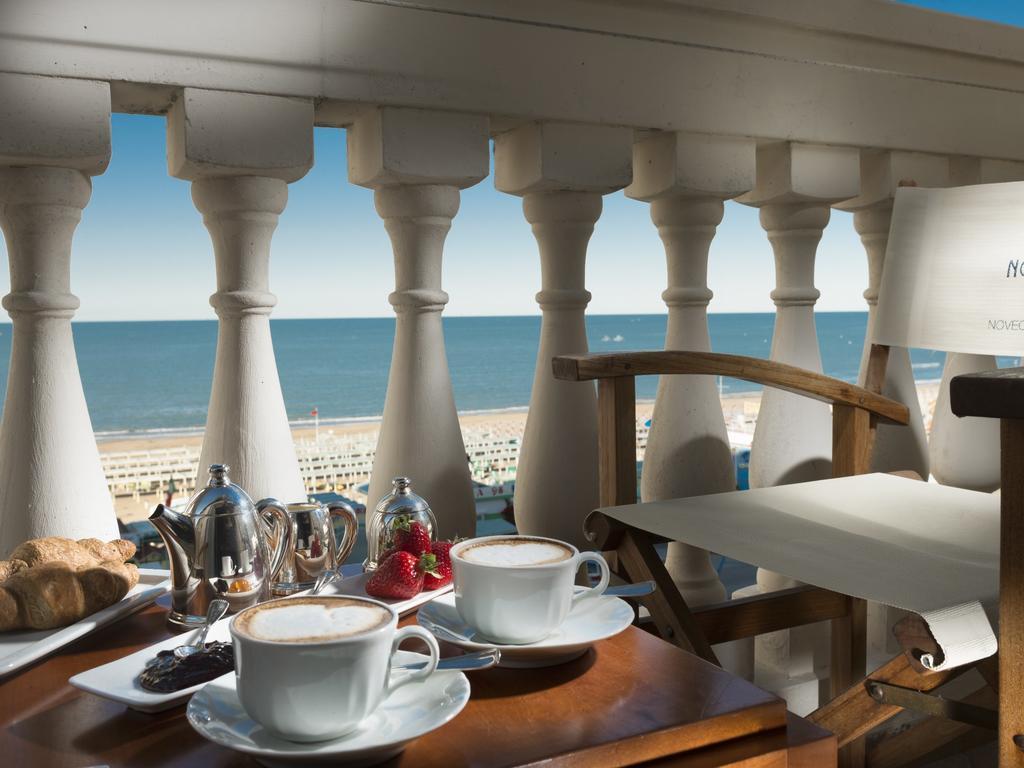 Novecento Suite Hotel Риччоне Экстерьер фото